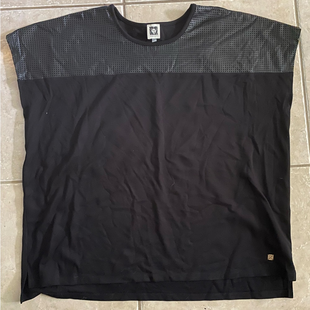 Anne Klein boxy black tshirt 2X